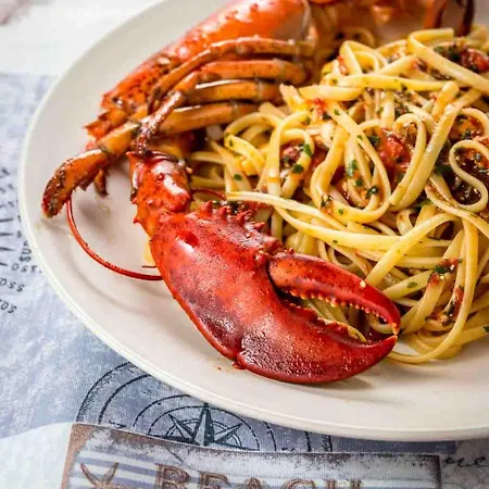 アパート Biennale *